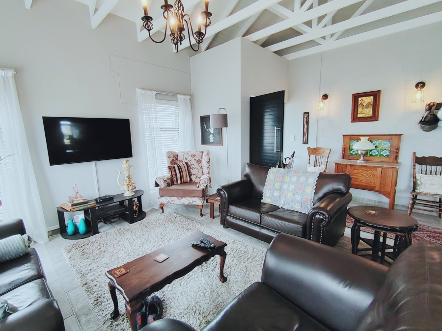 4 Bedroom Property for Sale in Shelley Point Western Cape